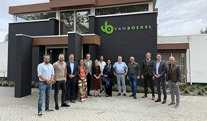 Het college van B&W van de Gemeente Maashorst op bezoek Het college van B&W van de Gemeente Maashorst op bezoek