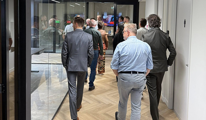 Het college van B&W van de Gemeente Maashorst op bezoek Het college van B&W van de Gemeente Maashorst op bezoek